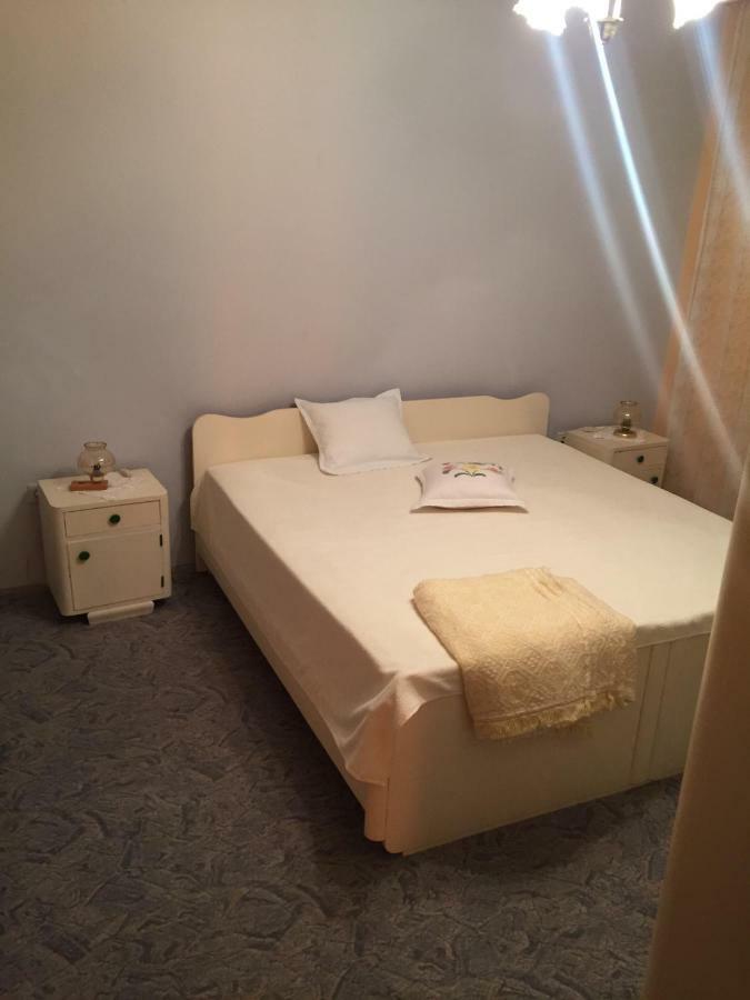 Apartman Frane 6+2 Brodarica  Exterior foto